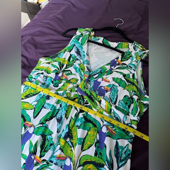 Rainforest Pattern Plus Size Dress, Size 12-14 - Picture 5 of 8